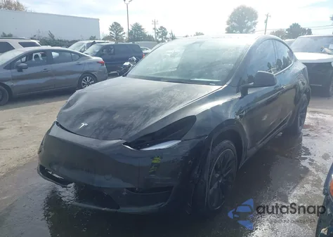2025 Tesla Model Y Long Range Dual Motor All-Wheel Drive из США, поврежденный, VIN 7SAYGDEE9SA355439